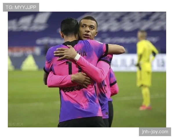 姆巴佩位置适配与体系兼容性分析