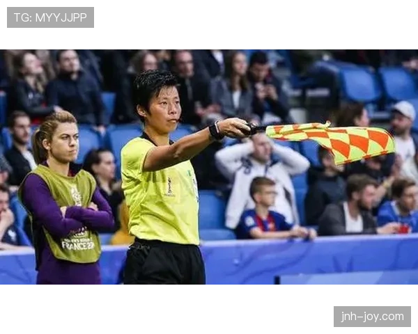 抗议判罚为何无效？足球规则中的裁判权威边界解析