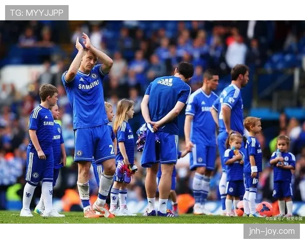 切尔西争四形势分析：赛季末期竞争加剧，球队表现面临考验