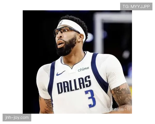 安东尼·戴维斯内线多样挡拆助攻提升球队空间利用效率