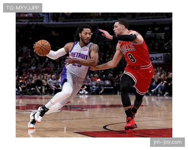 德里克·罗斯关键时刻突破多次拉开比分体现核心组织价值