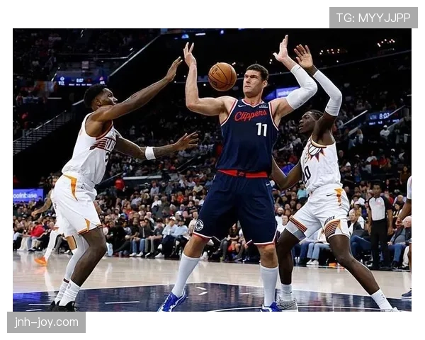 特纳护框效率领跑全联盟，内线威慑改变对手进攻选择